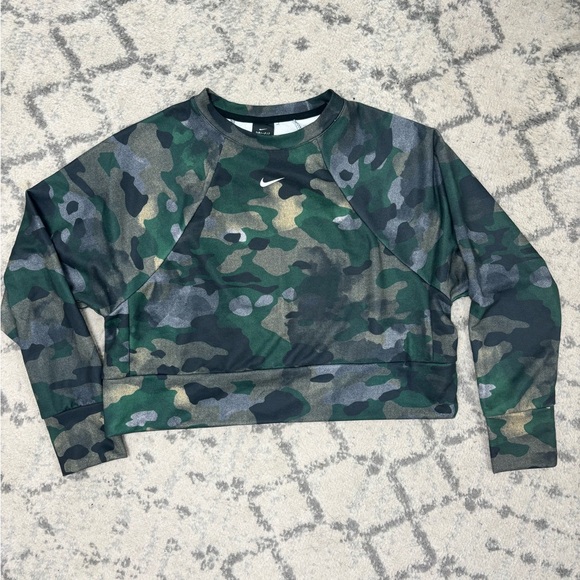 Nike Dri Fit Camouflage Cropped Crewneck Sweatshirt Women's Medium Green - Picture 1 of 6
